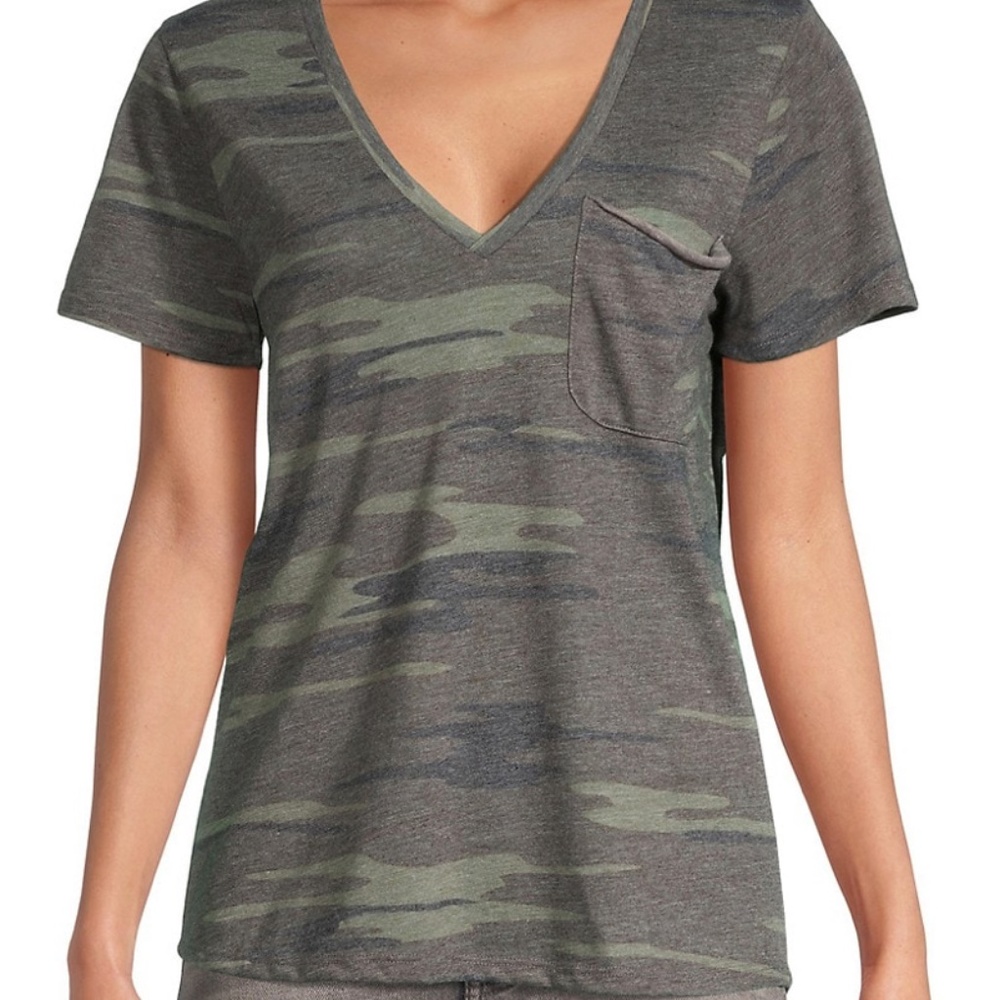 Socialite Camo Print Pocket T-Shirt